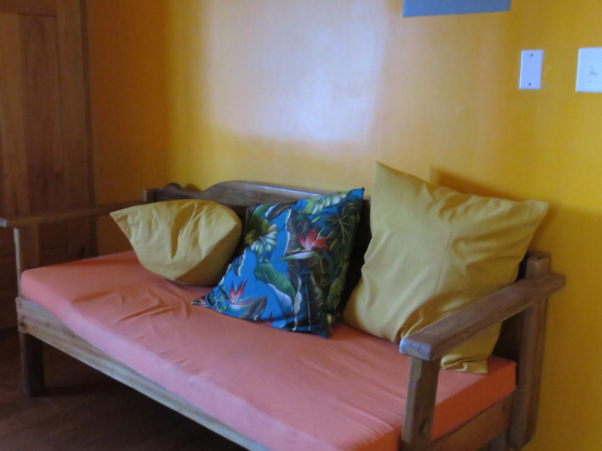 Hostel Mamallena Bocas Del Toro (Adults Only) Bocas del Toro Exterior foto